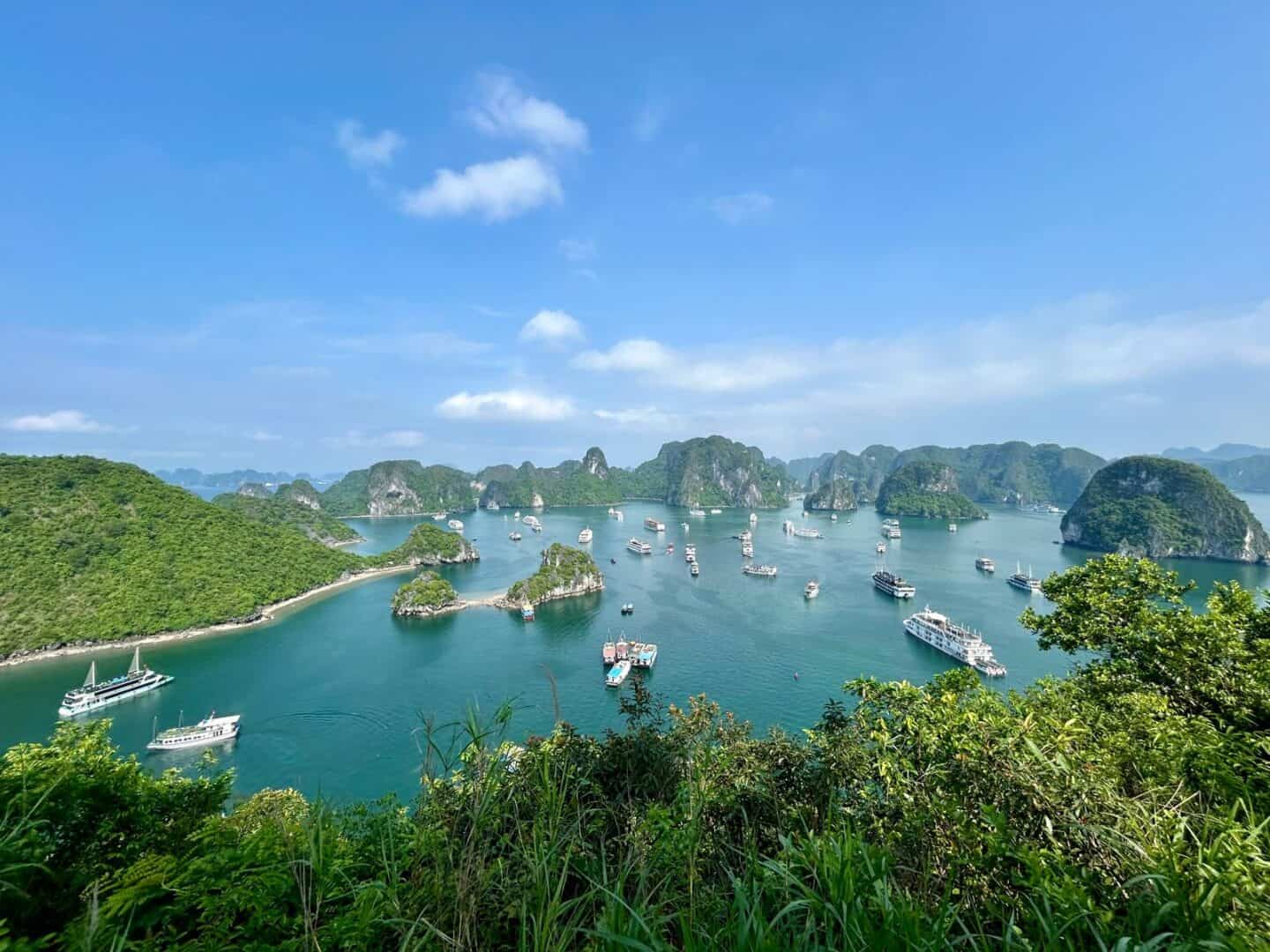 ha long bay vietnam