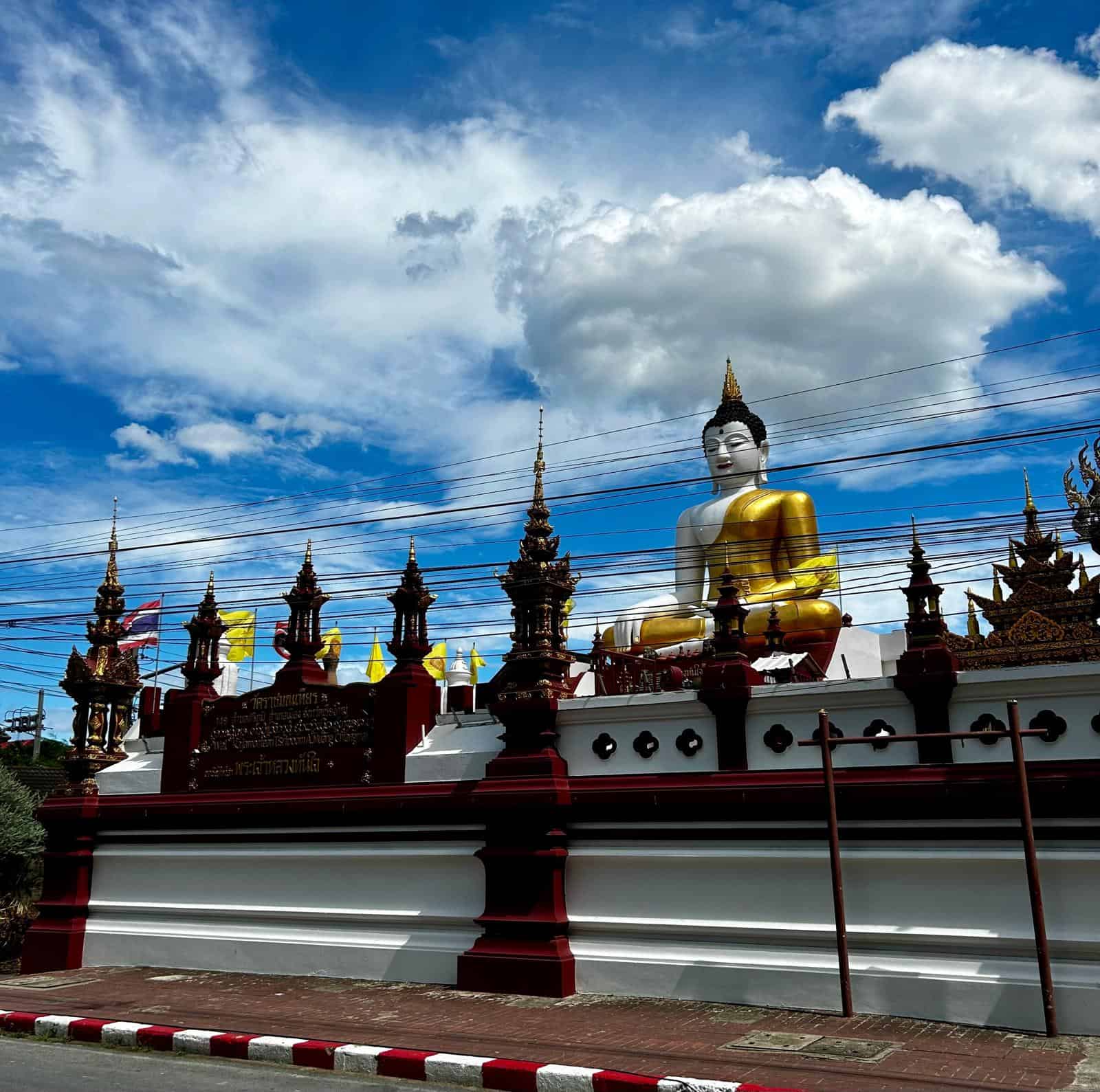 9 Unforgettable Chiang Mai Adventures Outside of the Old City