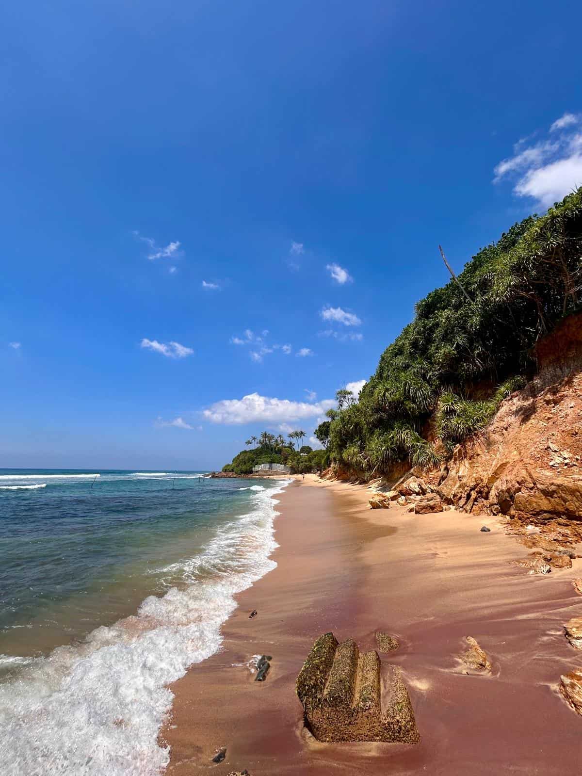 where to surf during dry season in sri lanka