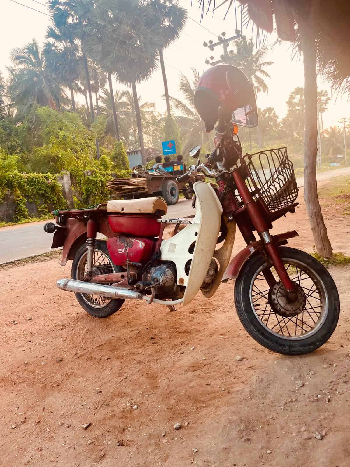 classic scooter sri lank